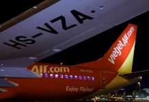 Vietjet receives first 737-8 from new order Vietjet order
