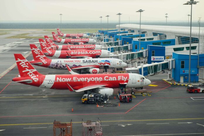 airasia-fly-2